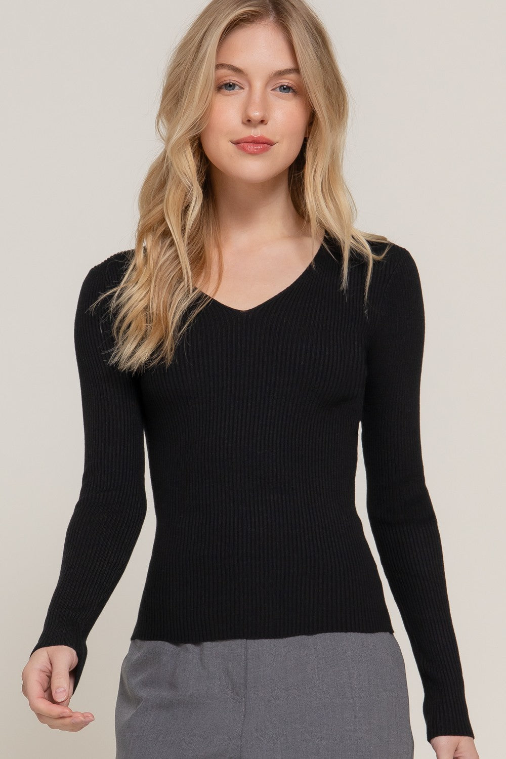 Ribbed VNeck Basic-Black