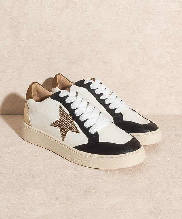 Elliana Star Sneaker